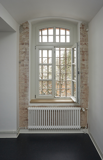 Saniertes Fenster im Amtsgericht Achim