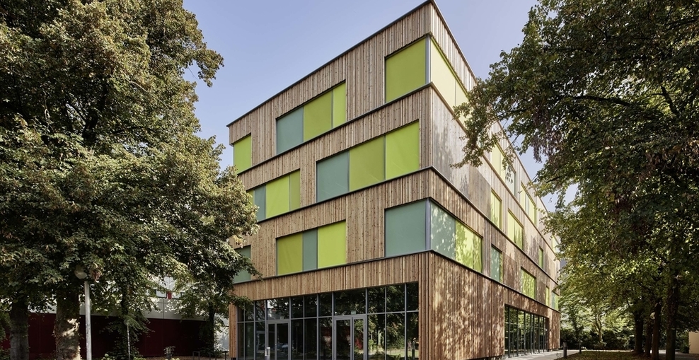 Außenaufnahme vom neuen Studierendenzentrum der Universität Osnabrück