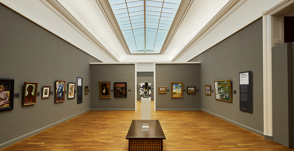 Blick in einen Ausstellungsraum des Landesmuseums Hannover